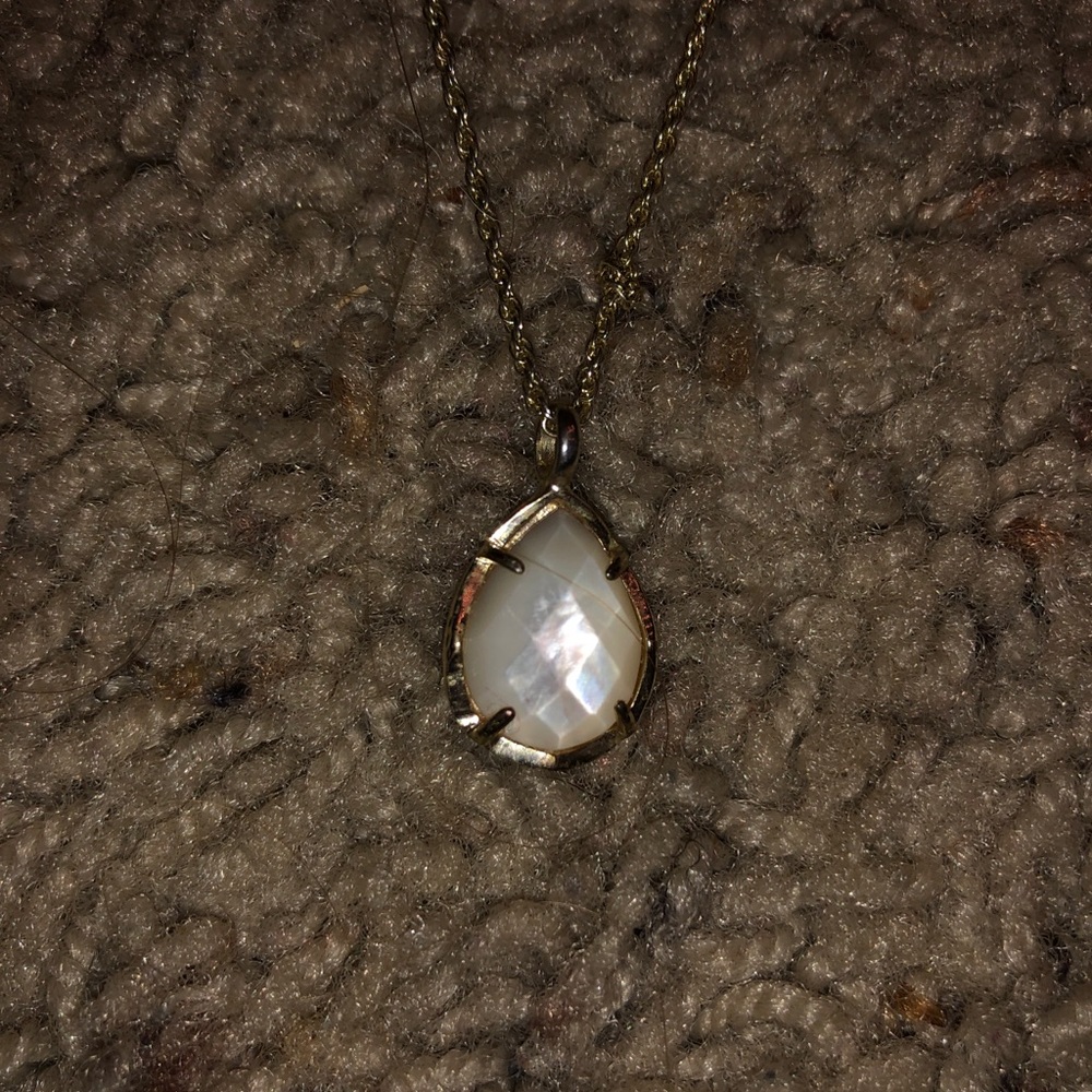 long teardrop kendra scott necklace